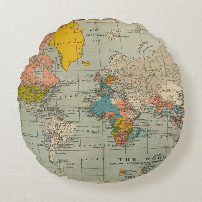 Vintage World map round pillow (Front)
