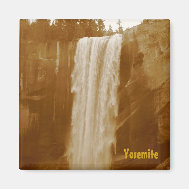 Vintage Yosemite Magnet! Magnet (Front)