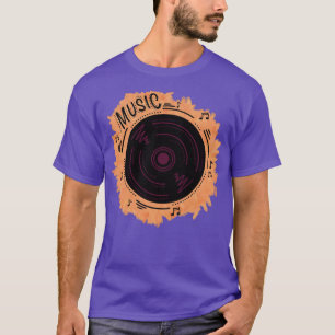 Vinyl record of a vintage gramophone T-Shirt