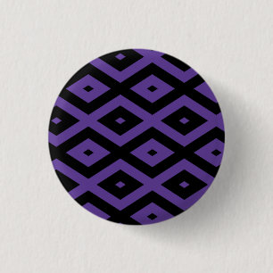Violet and black diamond pattern 3 cm round badge