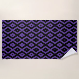 Violet and black diamond pattern beach towel