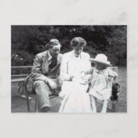 Virginia Woolf with Clive and Julian Bell, 1910