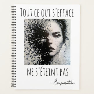 Visage brumeux en noir et blanc planner