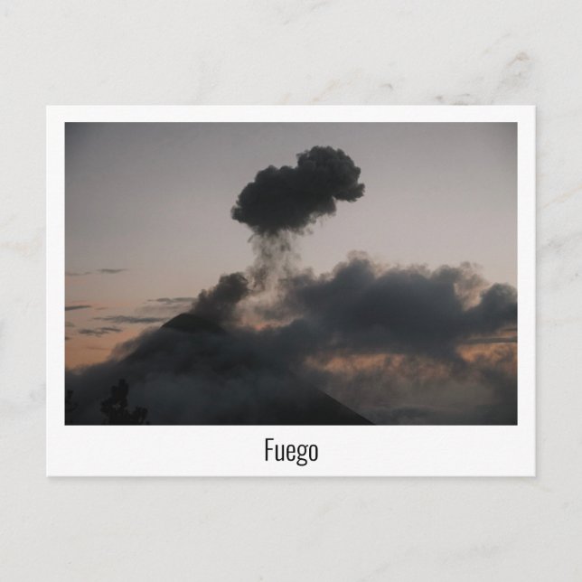 Volcano Fügo in Guatemala at sunset Postcard (Front)