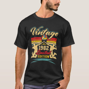 Volleyball Birthday 40 Years Old Girls Boys Vintag T-Shirt