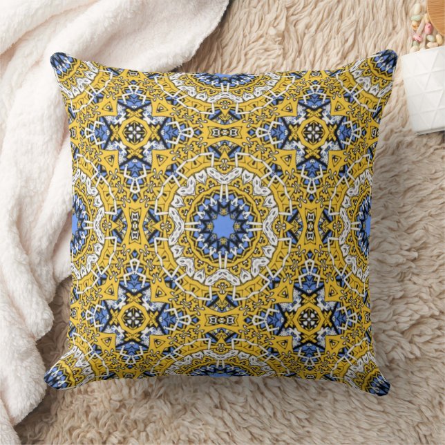 Volume eleven's kaleidoscope art forty-four cushion (Blanket)
