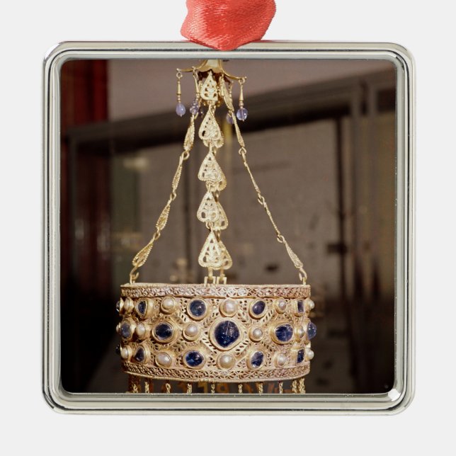 Votive crown of King Recesvinth Metal Tree Decoration (Front)