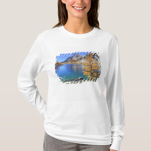 WA, Alpine Lakes Wilderness, Enchantment 4 T-Shirt (Front)