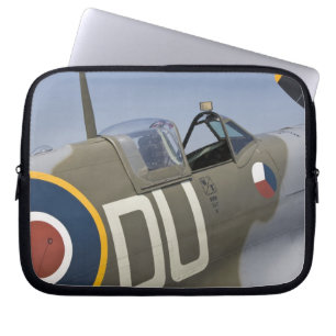 WA, Arlington, Arlington Fly-in, World War II 5 Laptop Sleeve