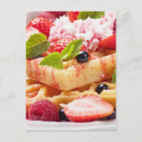 Waffle cake with fresh berry fruit