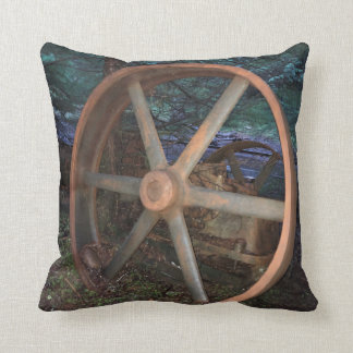 Wagon Wheel Throw Pillow