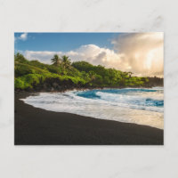 Waianapanapa Beach