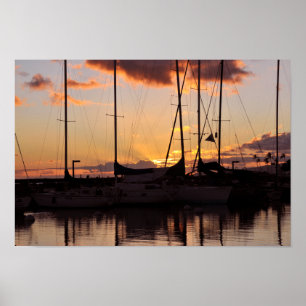 Waikiki Small Boat Harbour Print