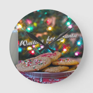 Waiting for Santa Round Clock