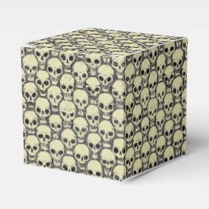 Wall o’ Skulls Favour Box