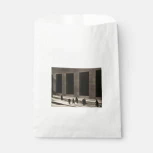 Wall Street (by Paul Strand, 1915) Favour Bags