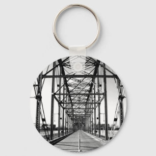 WALNUT STREET BRIDGE - CHATTANOOGA, TN KEY RING