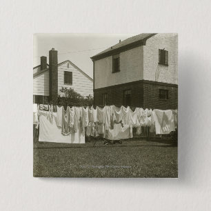 Washing line outside houses 15 cm square badge