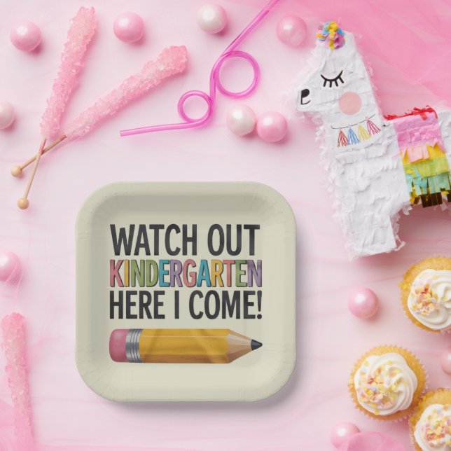 Watch Out Kindergarten Here I Come Back to School  Paper Plate (Party)