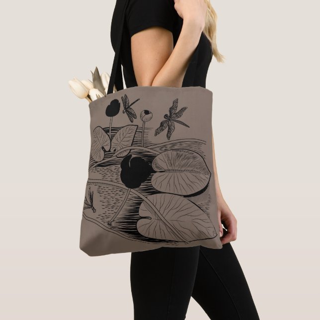 Water-lilies black engraving tote bag (Close Up)