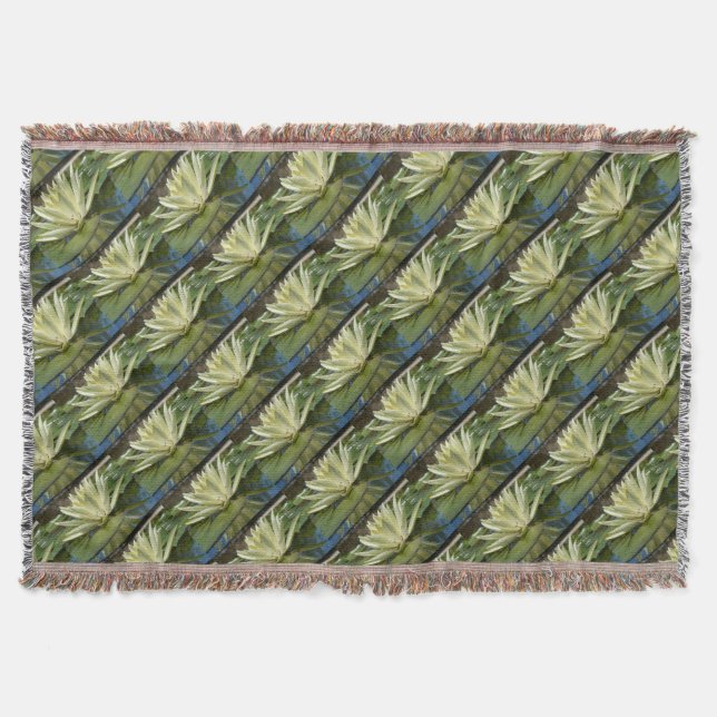 Water lily throw blanket (Front)
