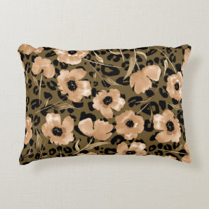 Watercolor Floral Leopard: Endless Pattern Decorative Cushion
