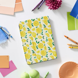 Watercolor lemons - yelllow and green iPad pro cover
