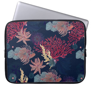 Watercolor painting seamless pattern with red lion laptop sleeve