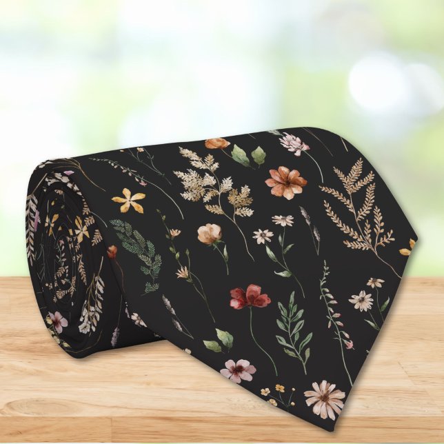 Watercolor Pretty Wildflowers Floral Pattern  Tie (Creator Uploaded)