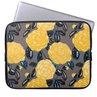 Watercolor seamless pattern with camellia flowers.