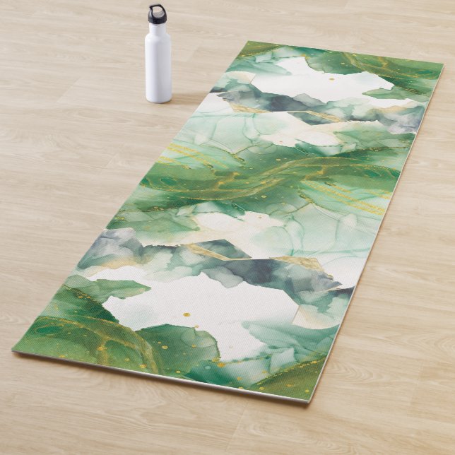Watercolor Spring Green Yoga Mat (In Situ)