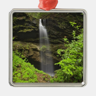 Waterfall falling into sink, Whiteoak Sink, Metal Tree Decoration