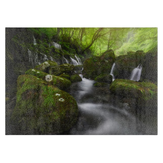 Waterfalls | Satoyama Kisakata Waterfalls Cutting Board (Front)