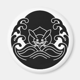 Wave moon rabbit magnet