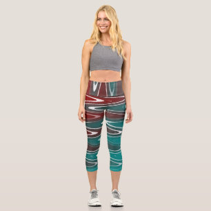 Waves in white capri leggings