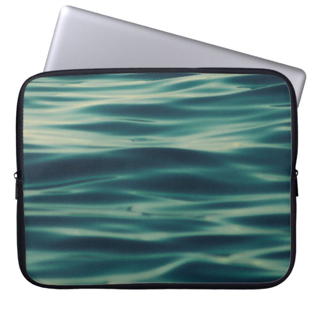 Wavy body of water laptop sleeve (Front)