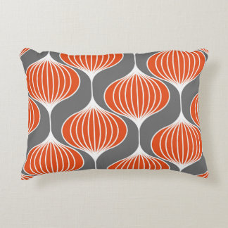 Wavy lines: geometric vintage pattern. decorative cushion