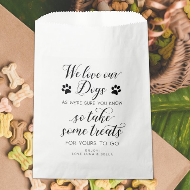 'We love our dogs so take some treats' Wedding Favour Bags (Creator Uploaded)