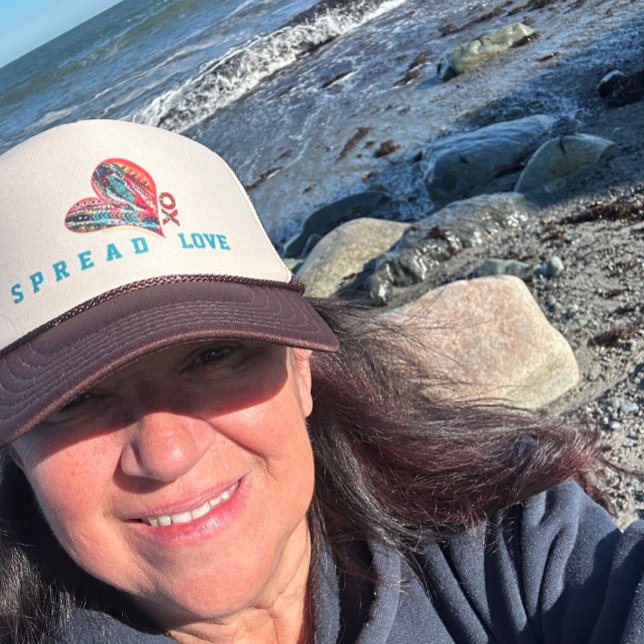 Wear Your Love trucker hat - Spread Love (Creator Uploaded)