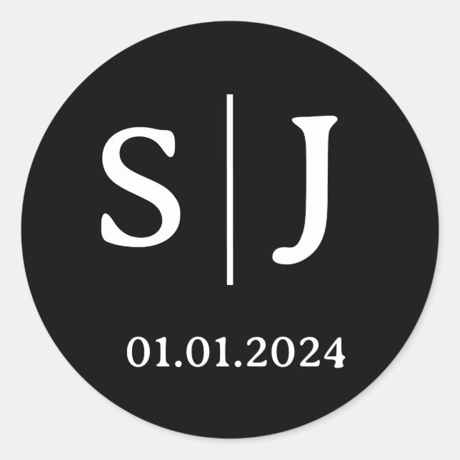 Wedding Couple Initial Labels | Round Black Event  (Front)