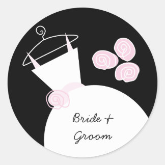 Wedding Gown Pink 'Names' round black Classic Round Sticker