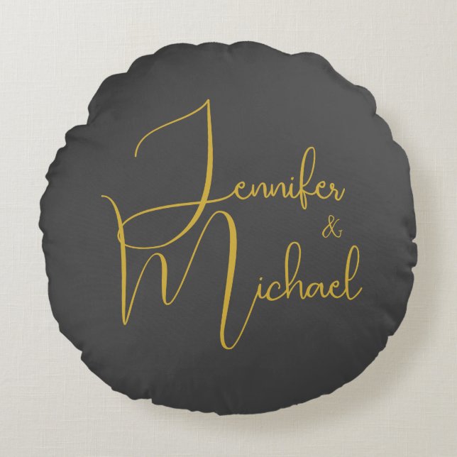 Wedding Modern Minimalist Plain Calligraphy Name Round Cushion (Front)