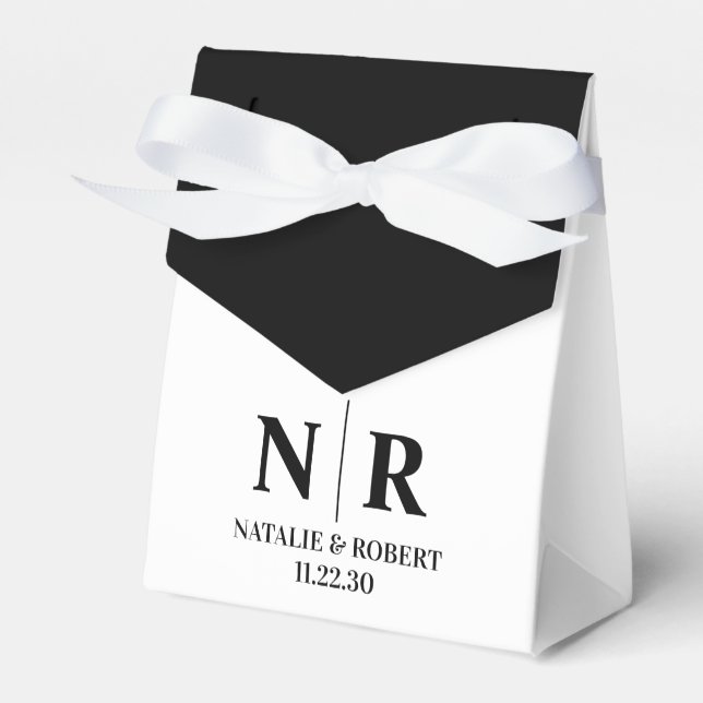 Wedding Monogram Bride And Groom Initials Elegant Favour Box (Front Side)