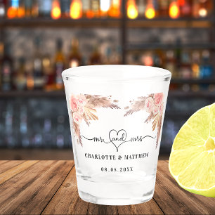 Wedding mr mrs couple pampas grass pink flowers shot glass