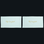 Wedding night in mint green with names pillowcase<br><div class="desc">Pillowcases in mint green with the names of the married couple easily customisable in gold:  Great for a newlyweds couple on honeymoon vacation or for a wedding night. Duvet covers in the same design are also available in store (see collection).</div>