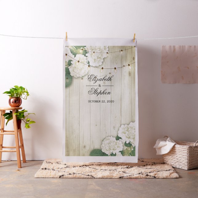 Wedding Photo Booth Backdrop Hydrangea Lights wood (In Situ)