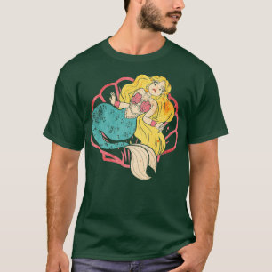Weird mermaid with seashell T-Shirt