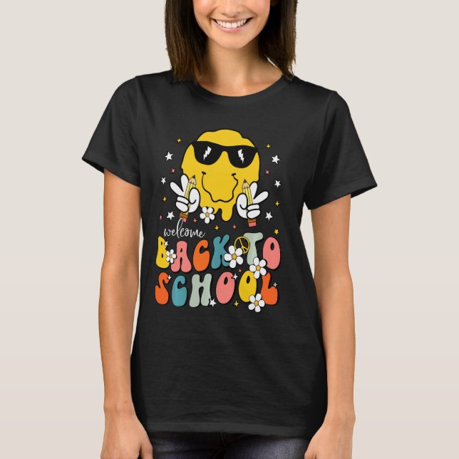 Welcome Back to School Retro 1st Day of School Tea T-Shirt (Front)