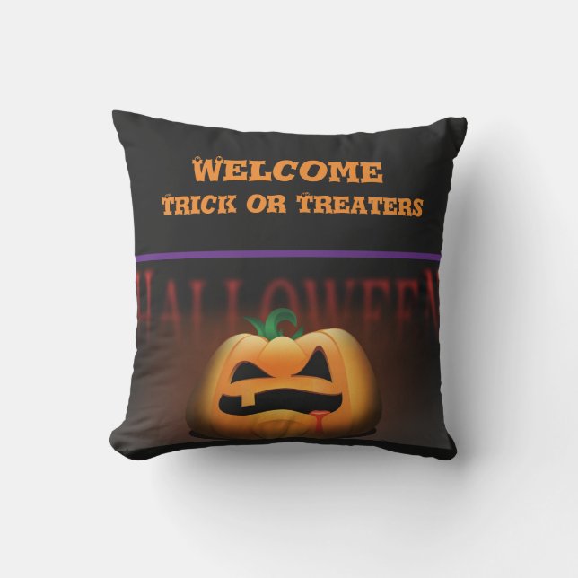Welcome Trick or Treaters Halloween Cushion (Front)