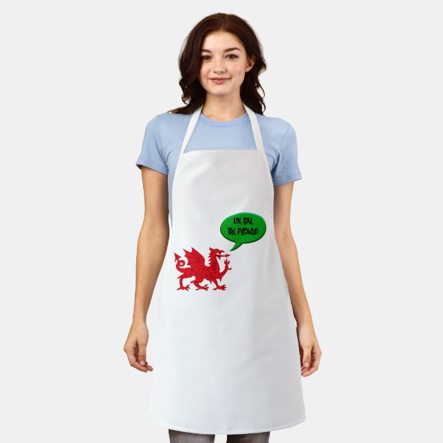 Welsh dragon counting to four in Welsh Apron (Worn)